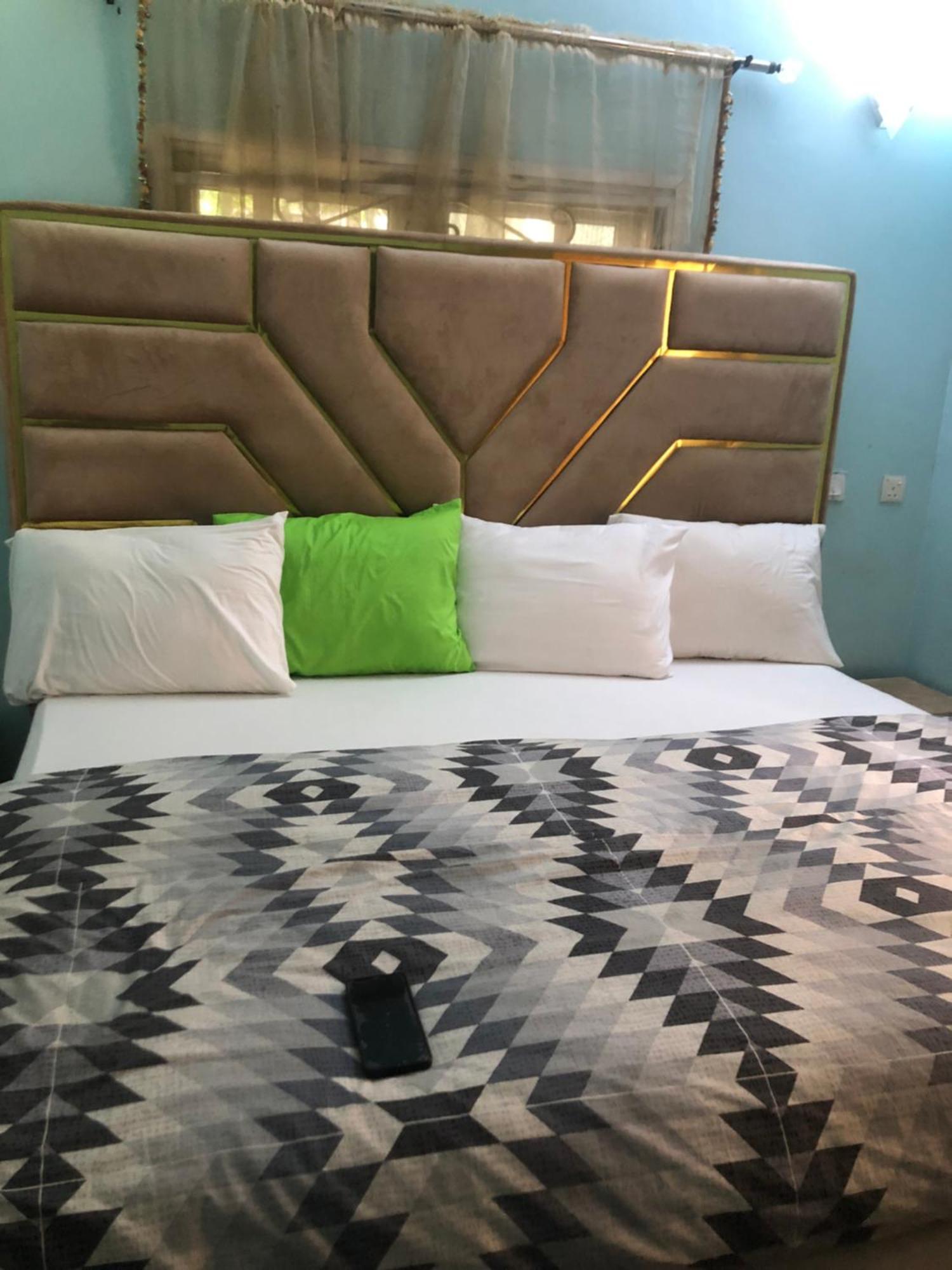 Luxury Place Hotel And Apartments Αμπούζα Εξωτερικό φωτογραφία