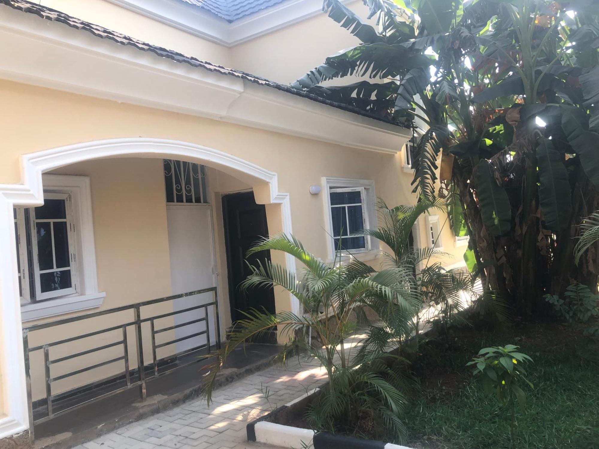 Luxury Place Hotel And Apartments Αμπούζα Εξωτερικό φωτογραφία